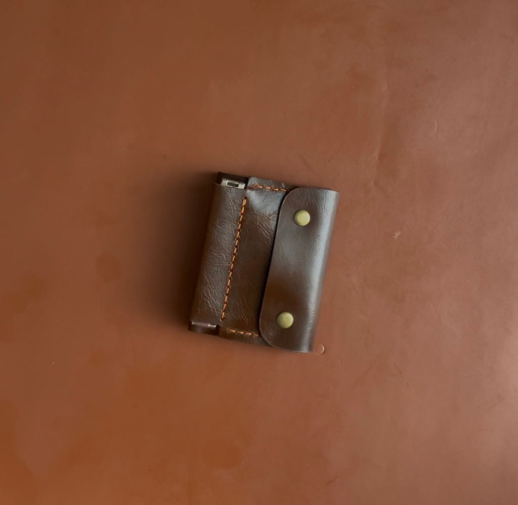 The KissClip wallet