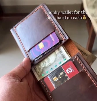 Bifold with snap button